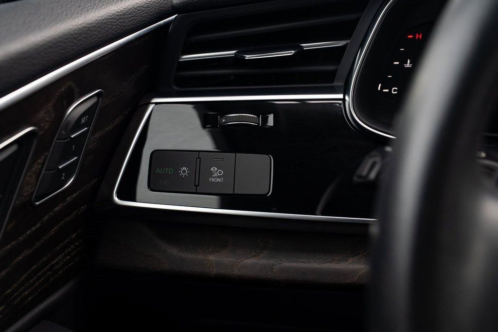 Used 2020 Audi Q7 3.0T Premium Plus w/ Premium Plus Package image 13