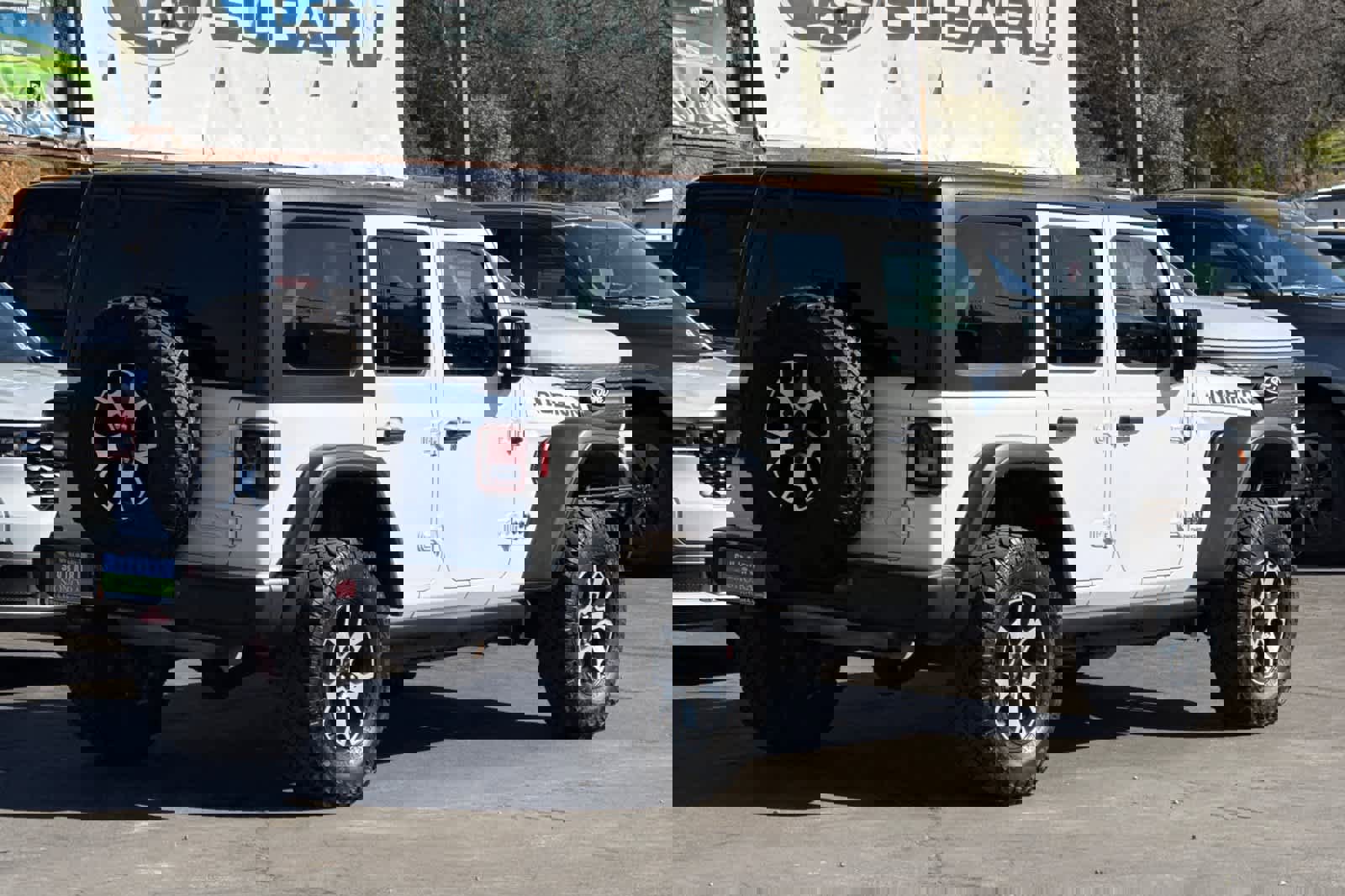 Used 2023 Jeep Wrangler Unlimited Rubicon w/ Cold Weather Group image 3