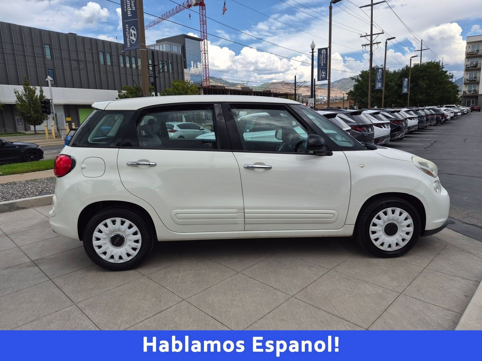 Used 2014 FIAT 500L Pop FWD image 2