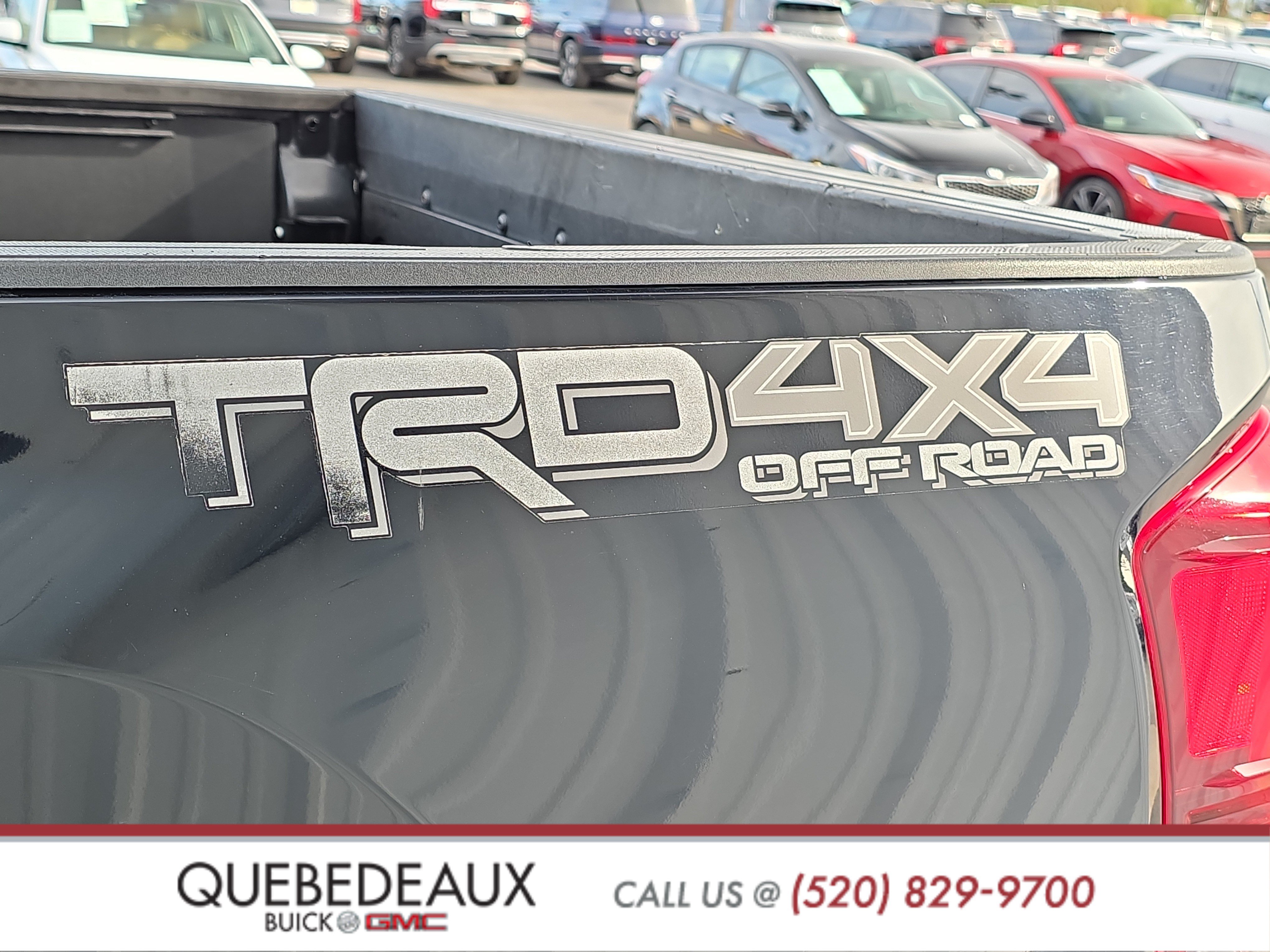 Used 2019 Toyota Tacoma TRD Off-Road AWD/4WD image 4