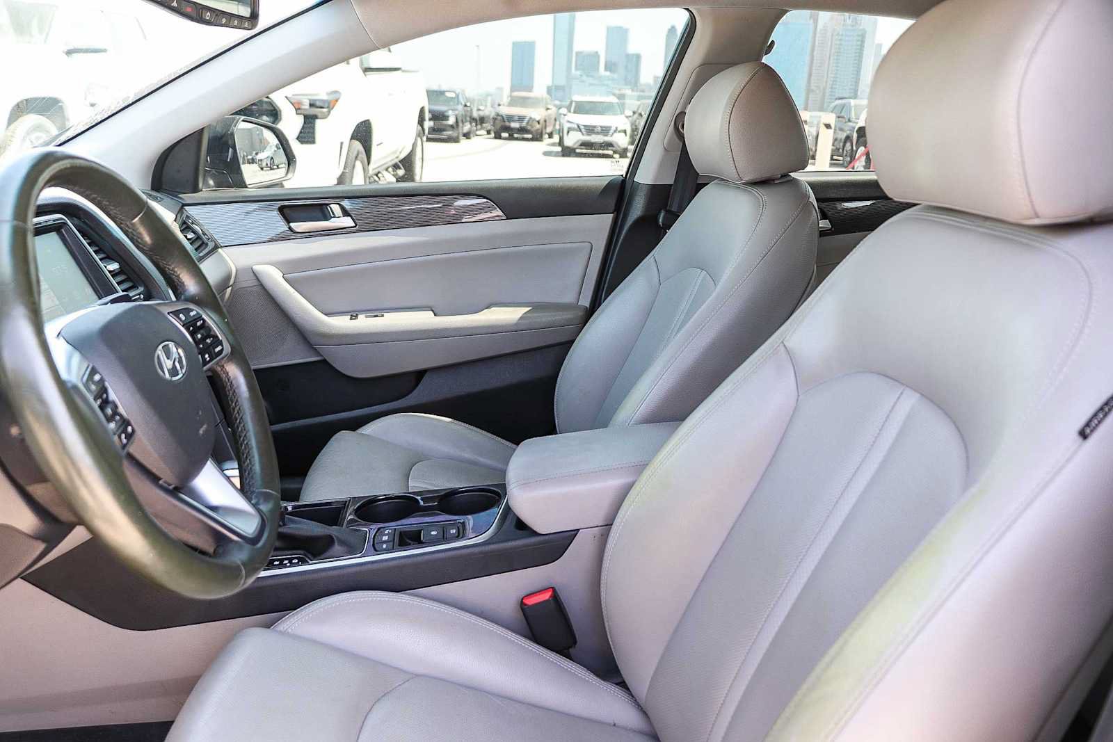 Used 2019 Hyundai Sonata Limited FWD image 13