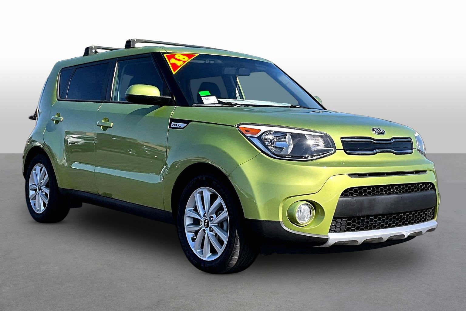 Used 2018 Kia Soul + FWD image 10