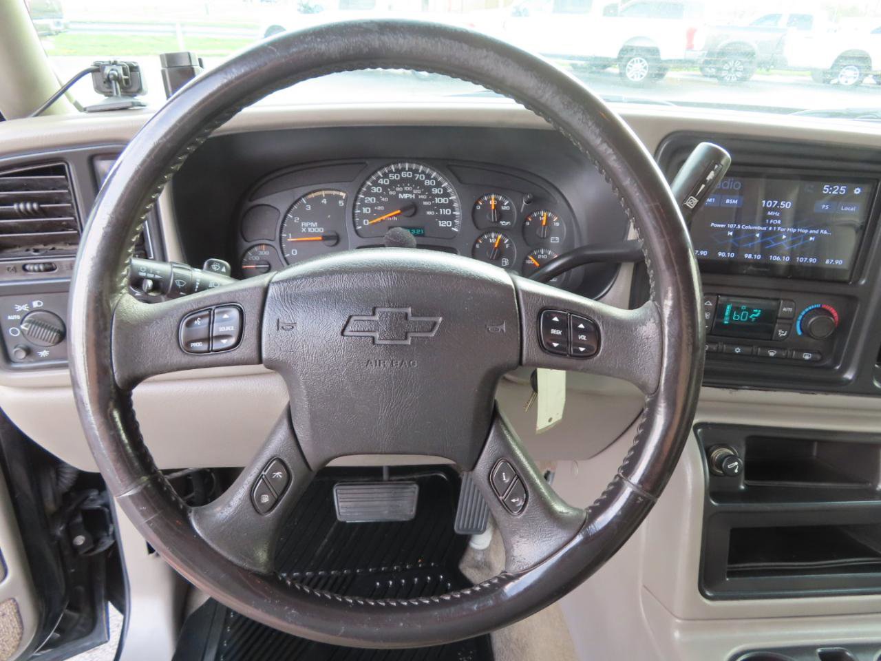 Used 2005 Chevrolet Silverado 2500 LT w/ Heavy-Duty Power Package image 33