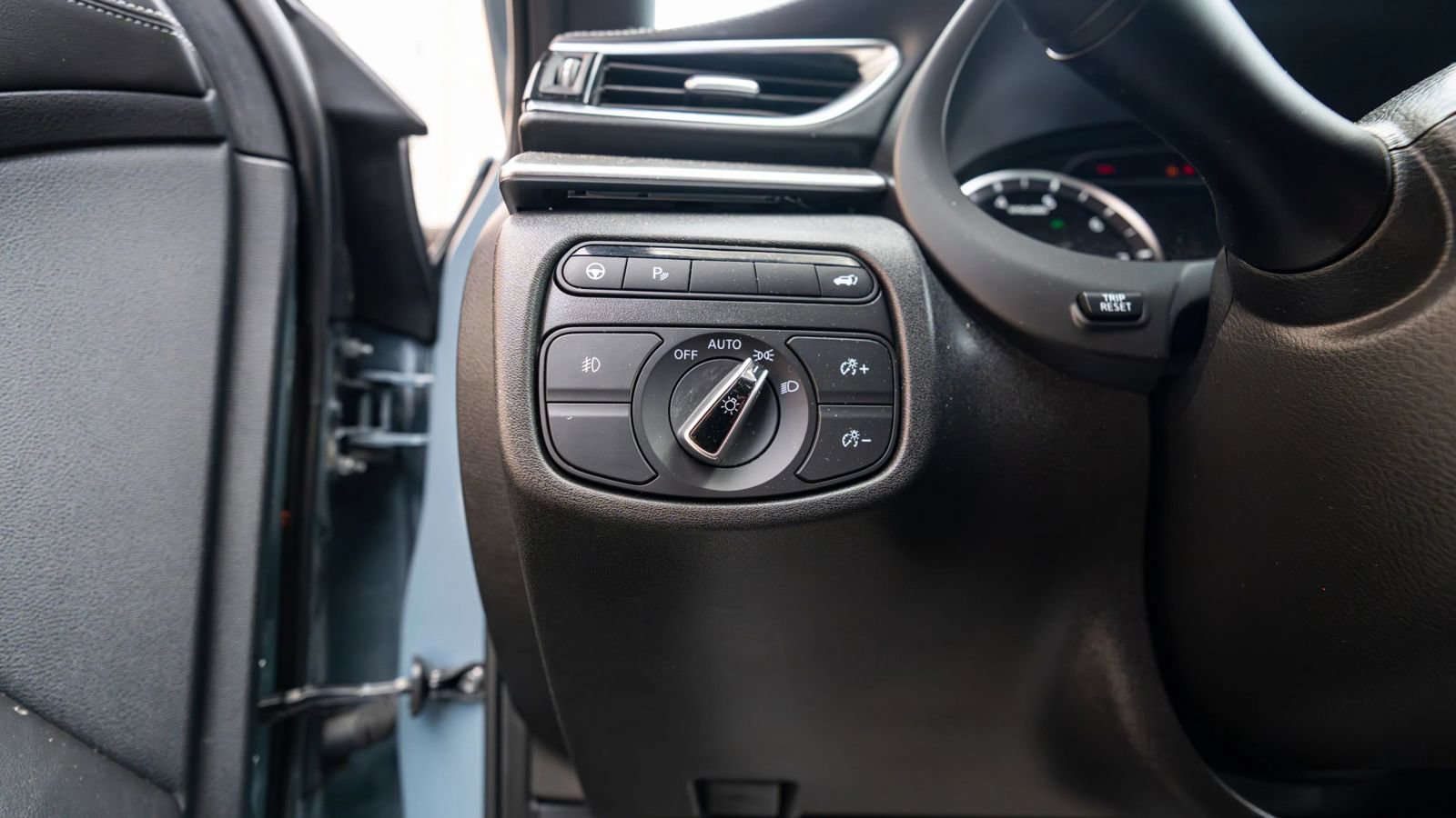 Used 2024 INFINITI QX55 Luxe w/ Cargo Package AWD/4WD image 46