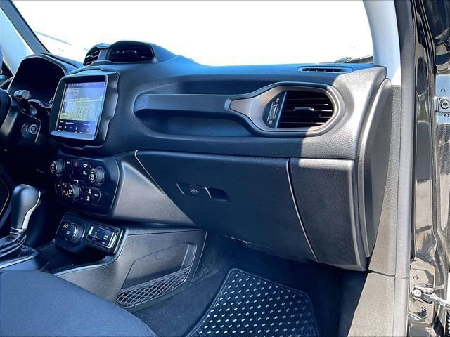 Used 2023 Jeep Renegade Latitude AWD/4WD image 13