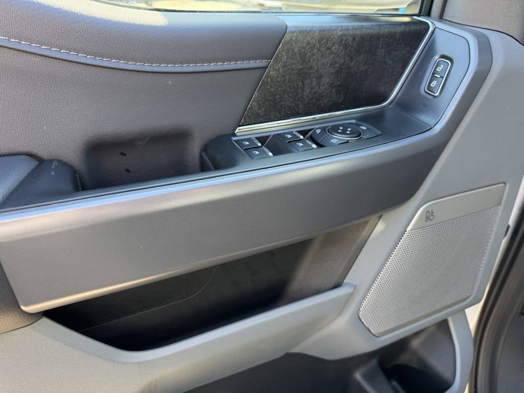 Used 2025 Ford F150 Lightning Flash AWD/4WD image 16