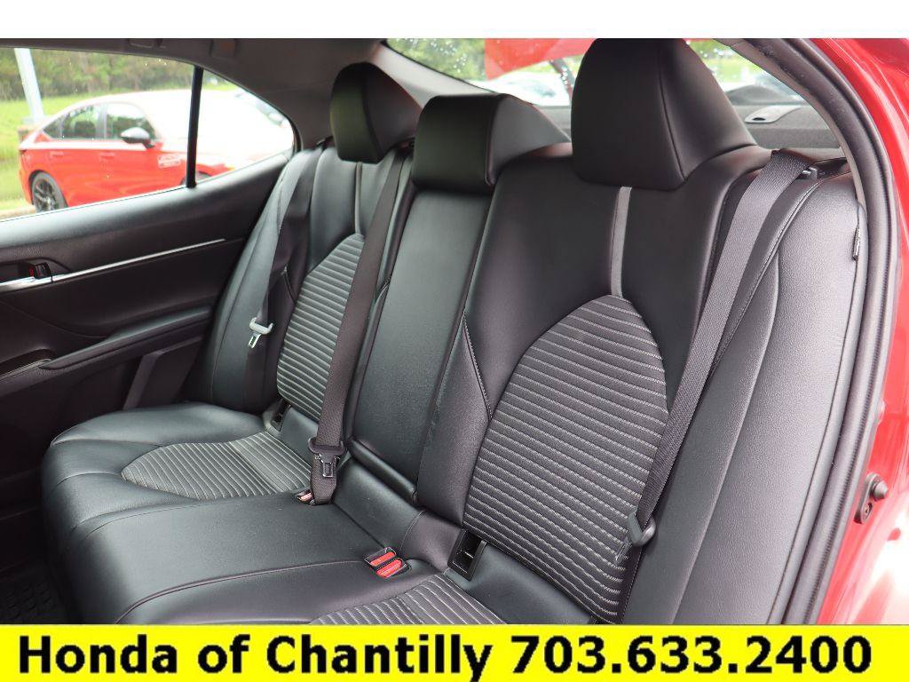 Used 2021 Toyota Camry SE FWD image 23