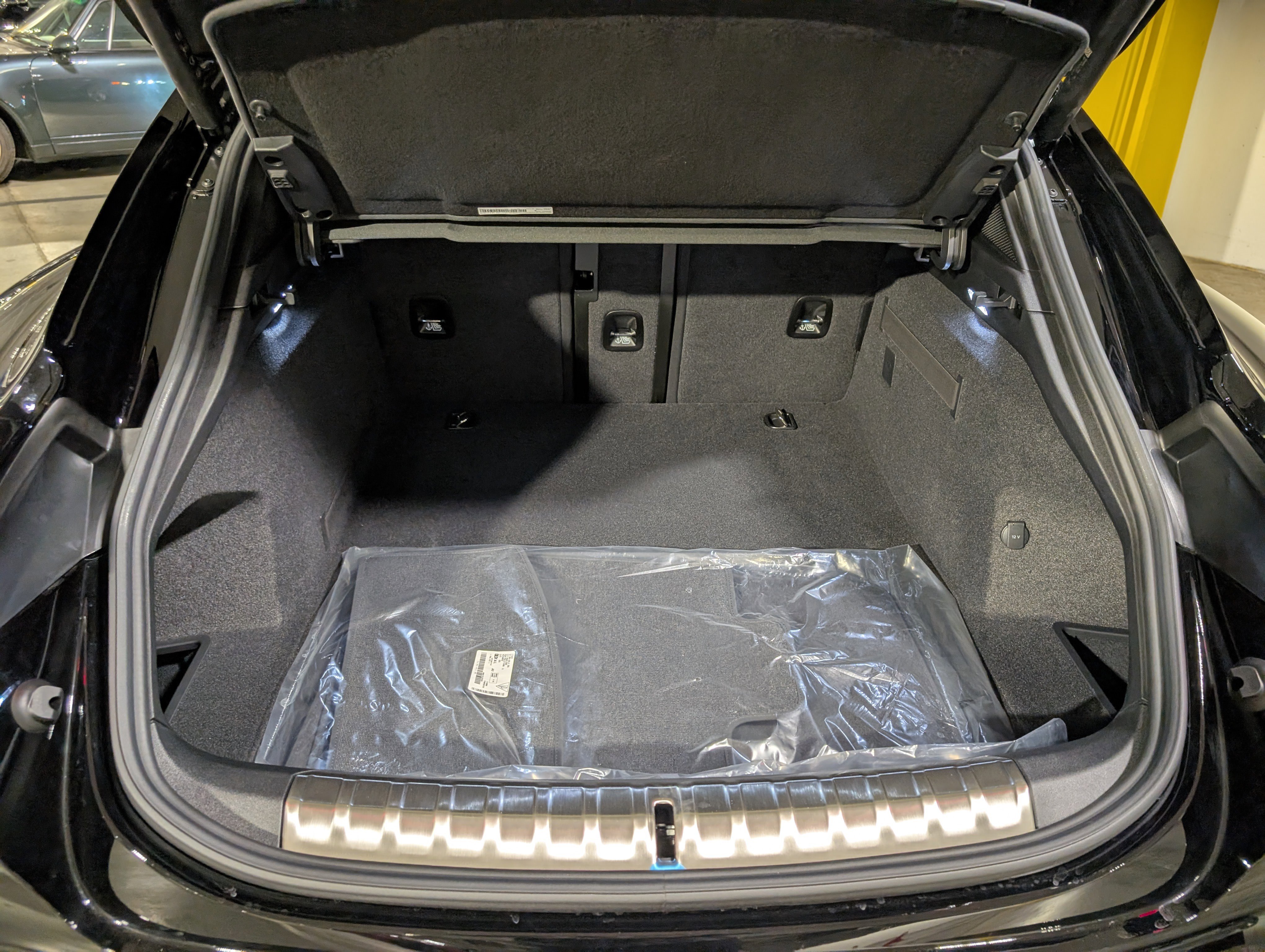 New 2026 Porsche Taycan 4 Cross Turismo image 24