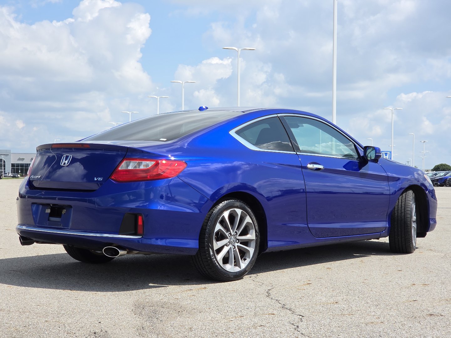 Used 2015 Honda Accord EX-L image 17