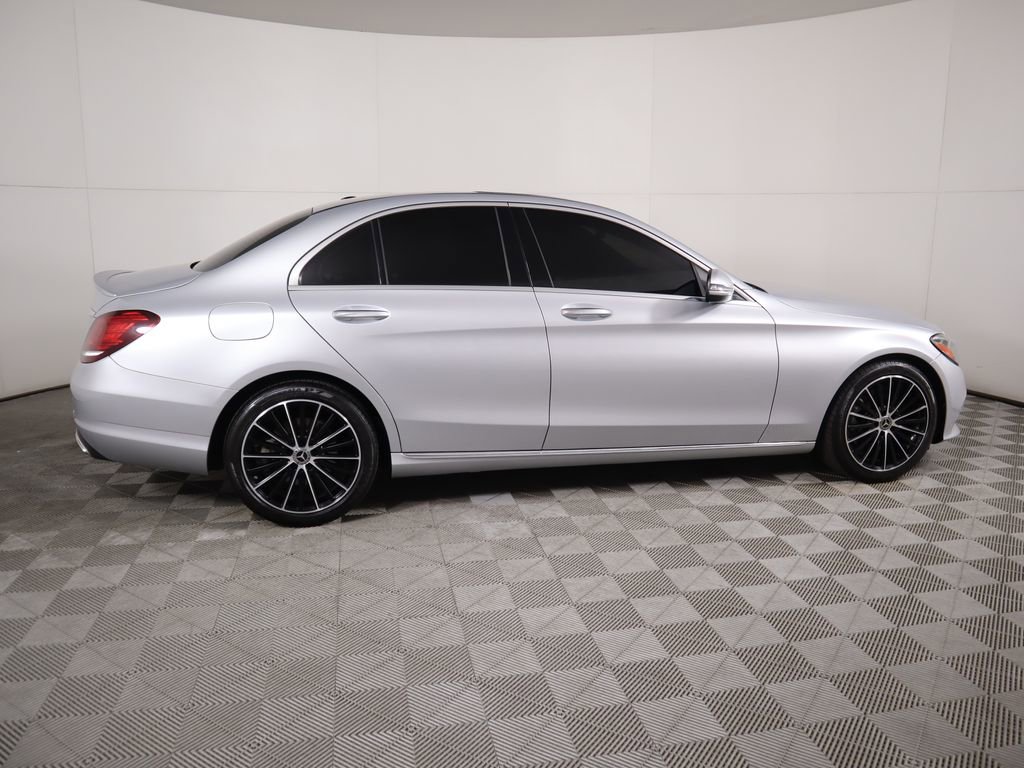 Used 2020 Mercedes-Benz C 300 Sedan image 4
