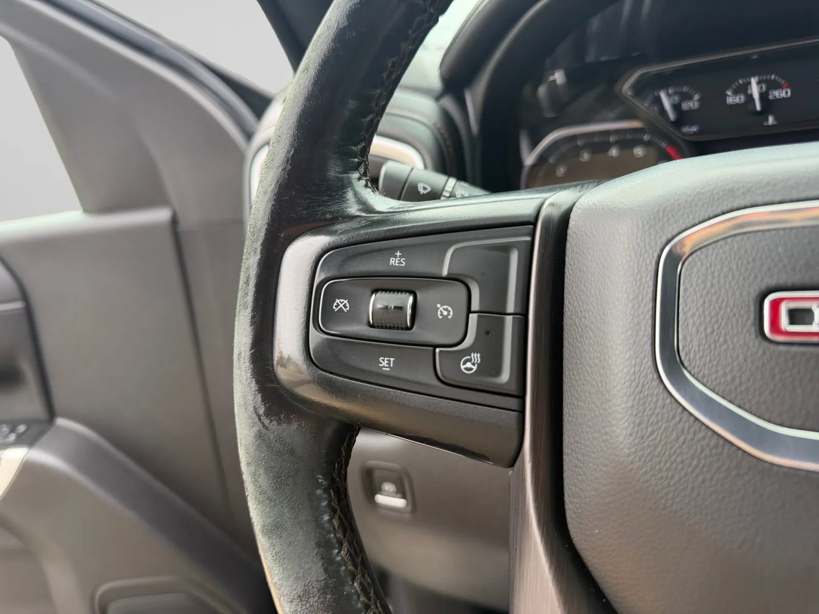 Used 2021 GMC Sierra 1500 AT4 w/ AT4 Value Package AWD/4WD image 22