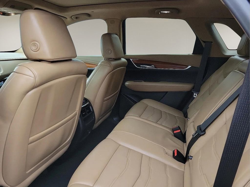 Used 2019 Cadillac XT5 Platinum image 13