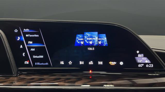 Used 2023 Cadillac Escalade ESV Sport Platinum w/ LPO, ONYX Package AWD/4WD image 31