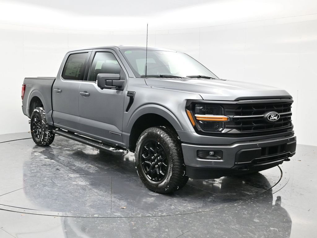 New 2025 Ford F150 XLT w/ Equipment Group 302A MID image 3