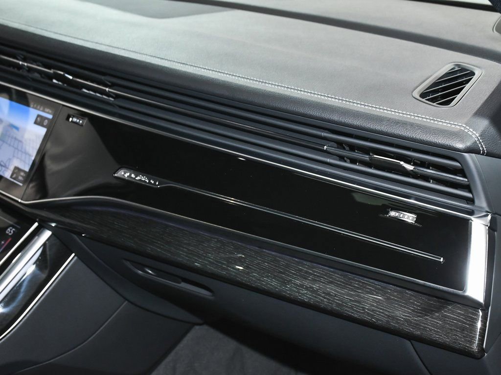 Used 2025 Audi Q7 3.0T Premium w/ Convenience Package image 83