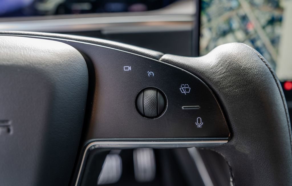 Used 2022 Tesla Model X AWD/4WD image 7