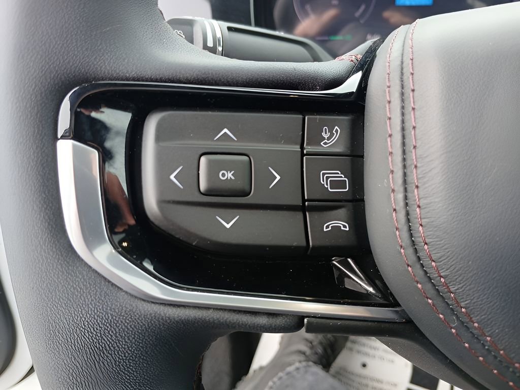 Used 2024 Jeep Wagoneer Launch Edition AWD/4WD image 18