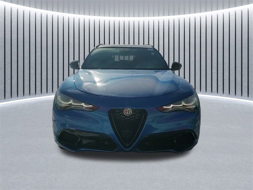 Used 2024 Alfa Romeo Stelvio Veloce image 18