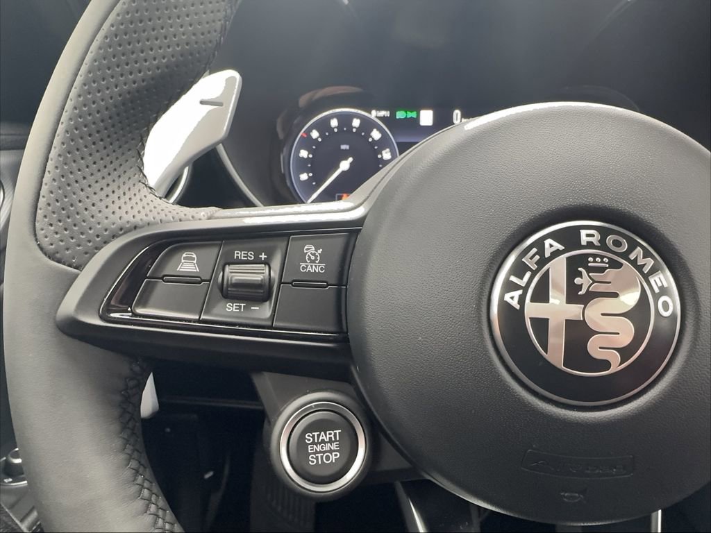 New 2025 Alfa Romeo Giulia RWD image 50