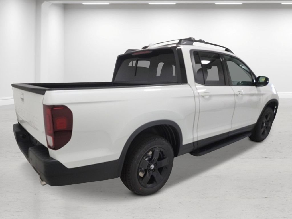 New 2026 Honda Ridgeline Black Edition image 3
