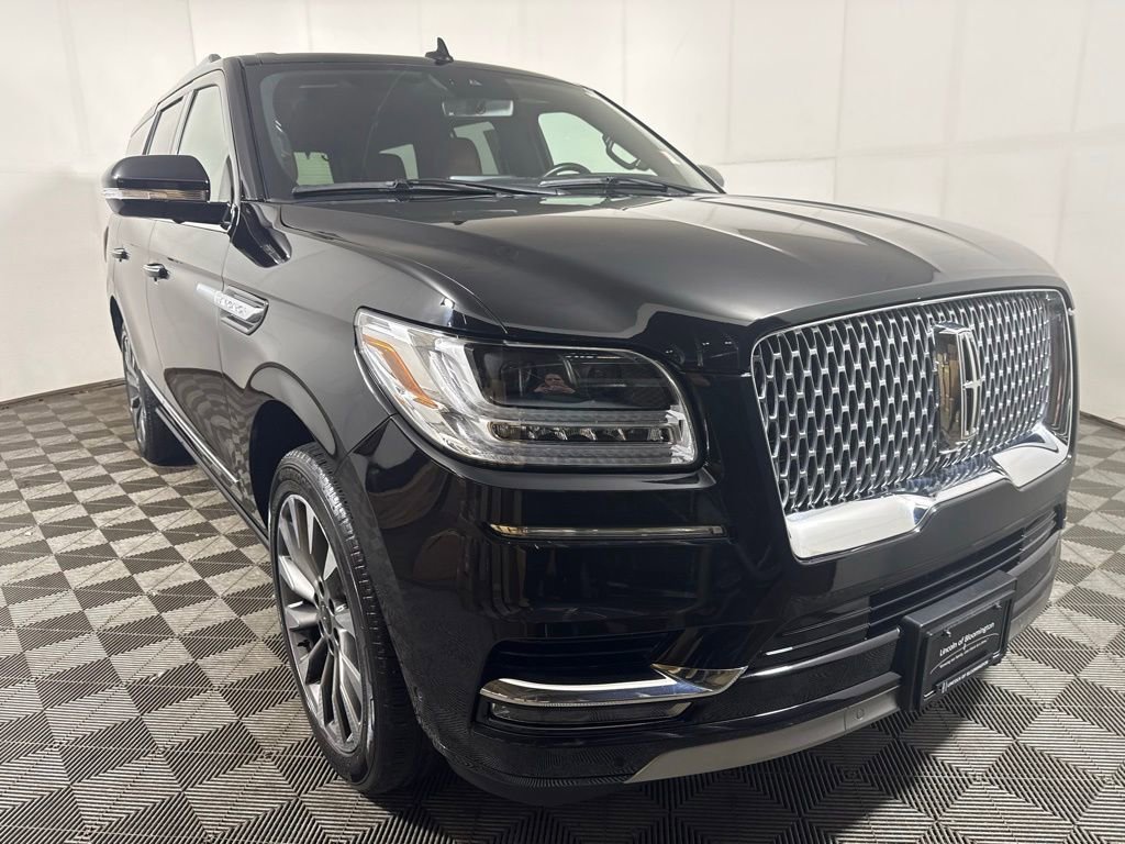 Used 2021 Lincoln Navigator Reserve w/ Luxury Package AWD/4WD image 7
