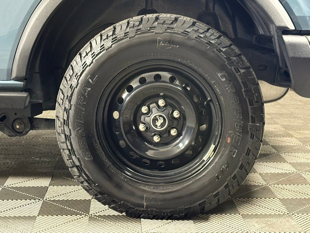 Used 2022 Ford Bronco Black Diamond image 13