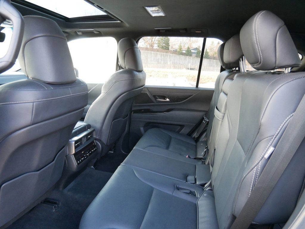 Used 2022 Lexus LX 600 4WD w/ Appearance Package image 11