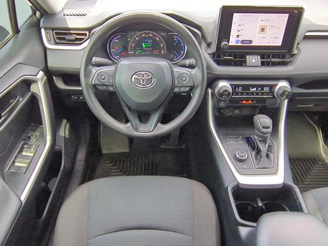 Used 2024 Toyota RAV4 LE image 12