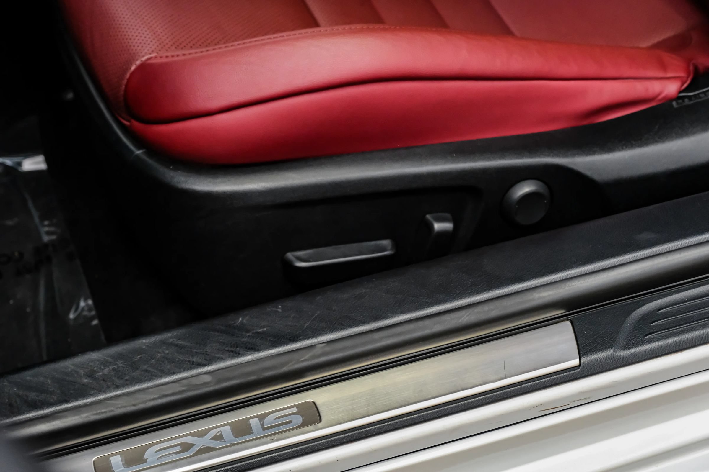 Used 2019 Lexus RC 300 AWD image 32