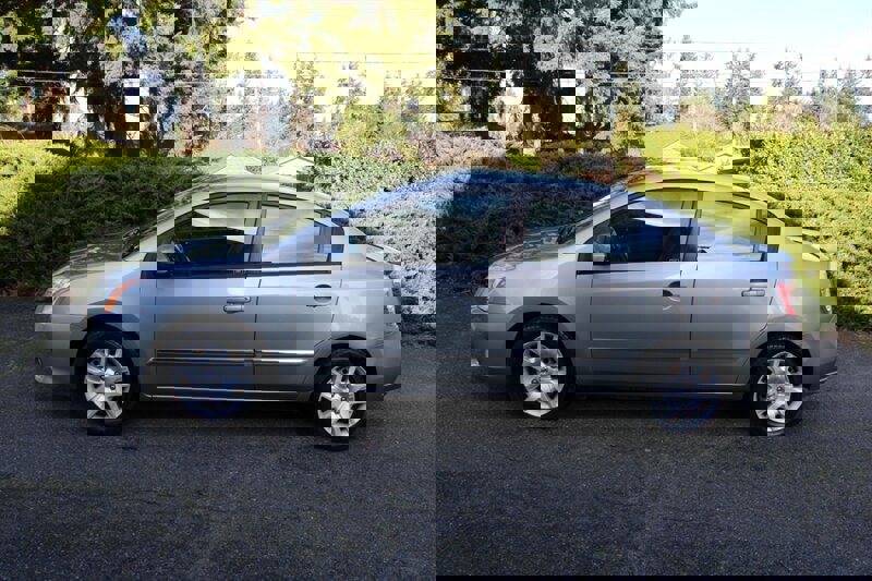 Used 2011 Nissan Sentra 2.0 S image 12