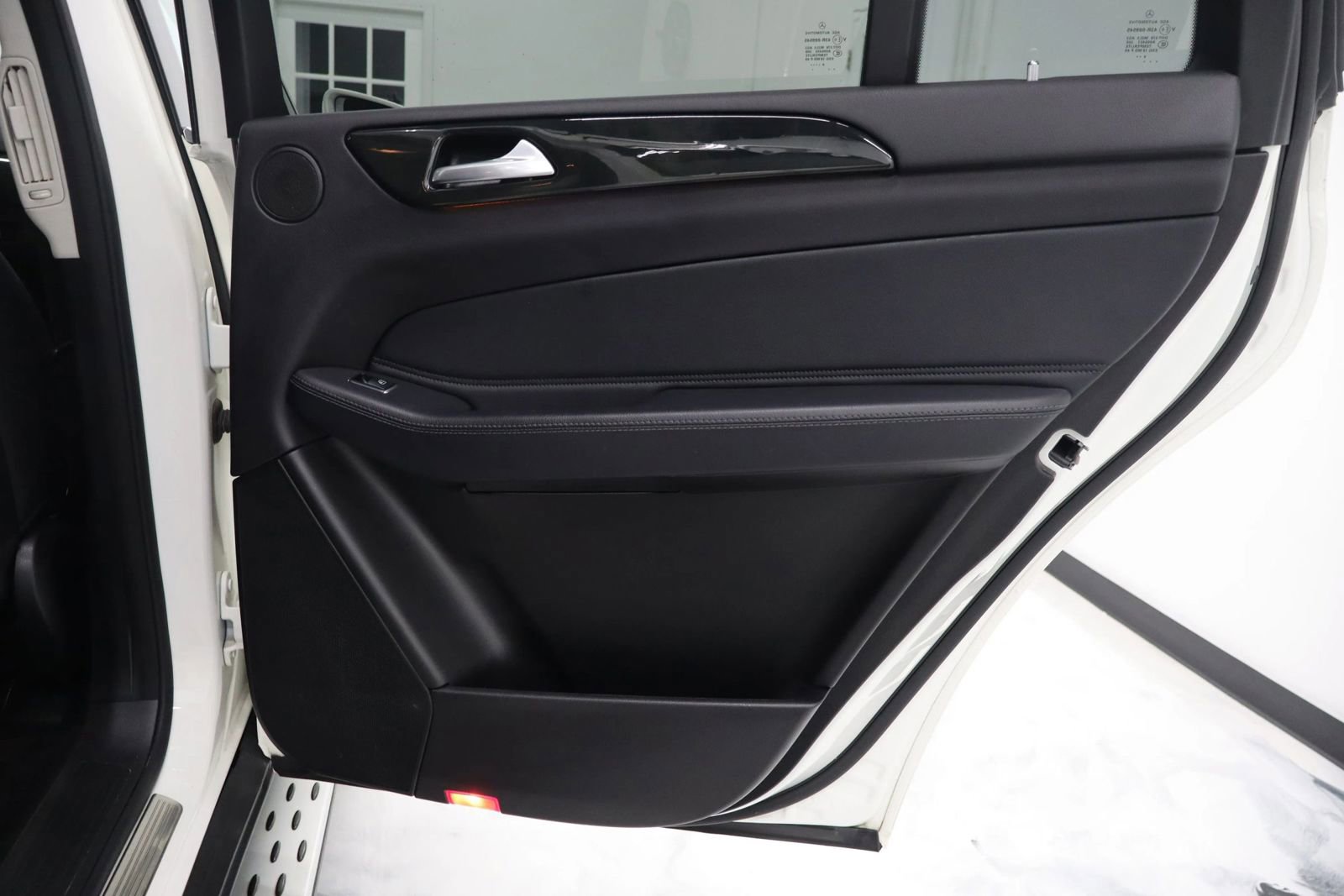 Used 2019 Mercedes-Benz GLS 450 4MATIC w/ Premium 1 Package image 15