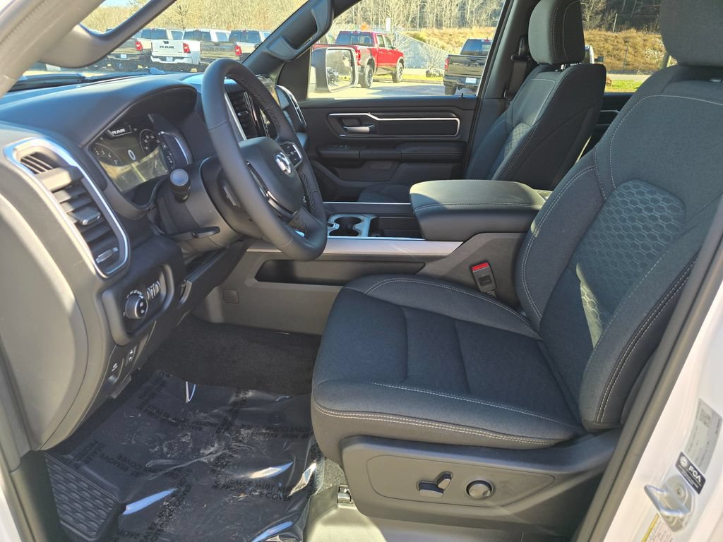 New 2026 RAM 1500 Big Horn AWD/4WD image 5