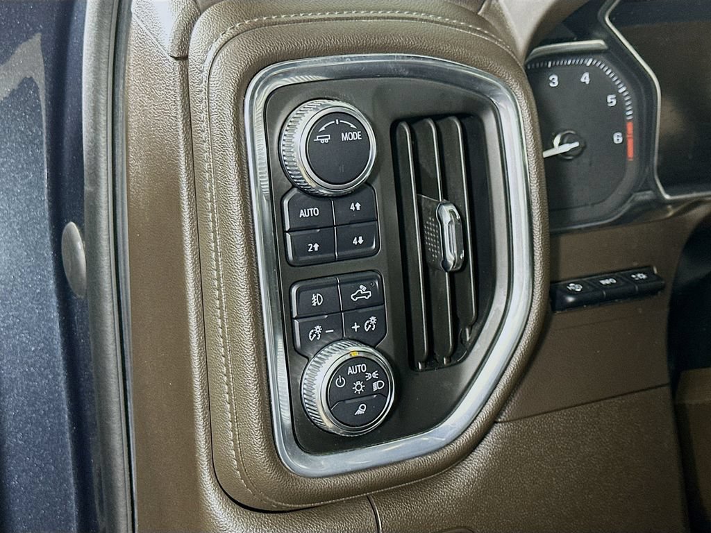 Used 2021 GMC Sierra 1500 Denali w/ Denali Ultimate Package AWD/4WD image 22