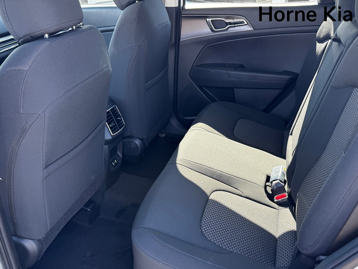 New 2026 Kia Sportage LX FWD image 13