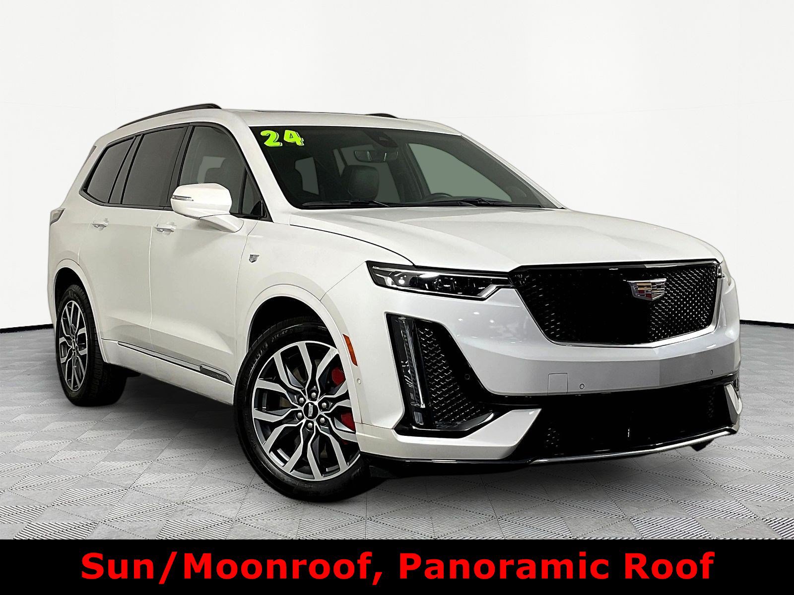 Used 2024 Cadillac XT6 Sport w/ LPO, Onyx Lite Package AWD/4WD image 3