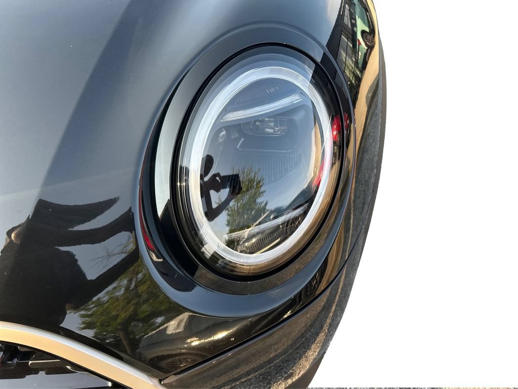 Used 2026 MINI Cooper S FWD image 27