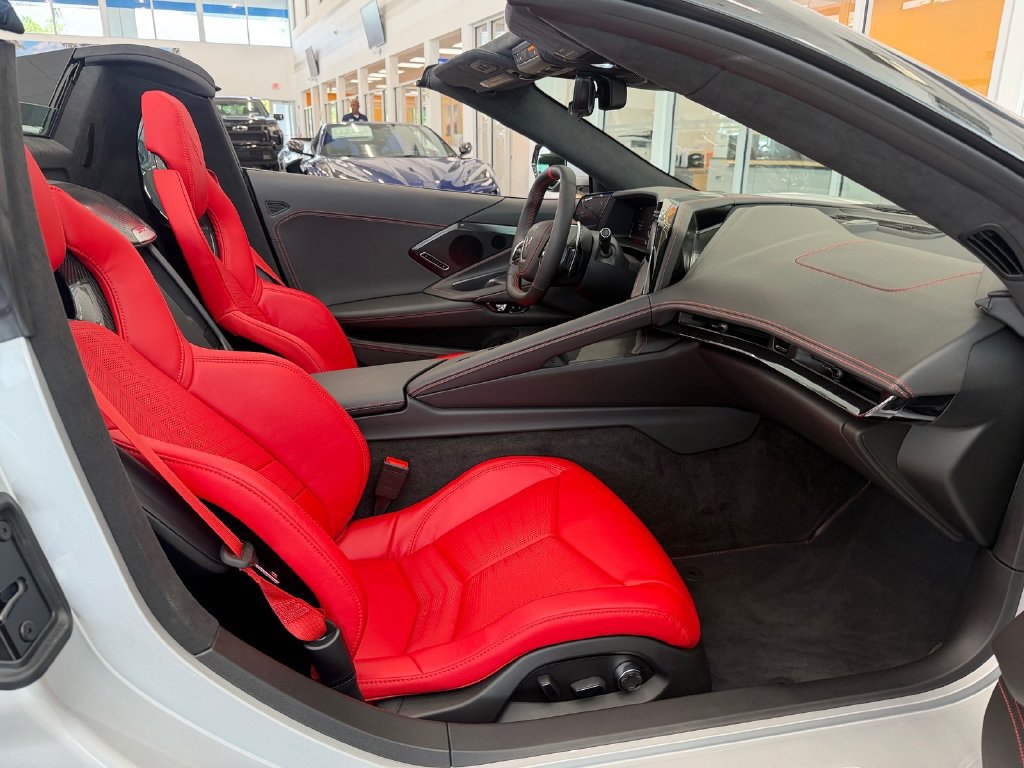 New 2027 Chevrolet Corvette Stingray Convertible w/ Z51 Performance Package RWD image 11