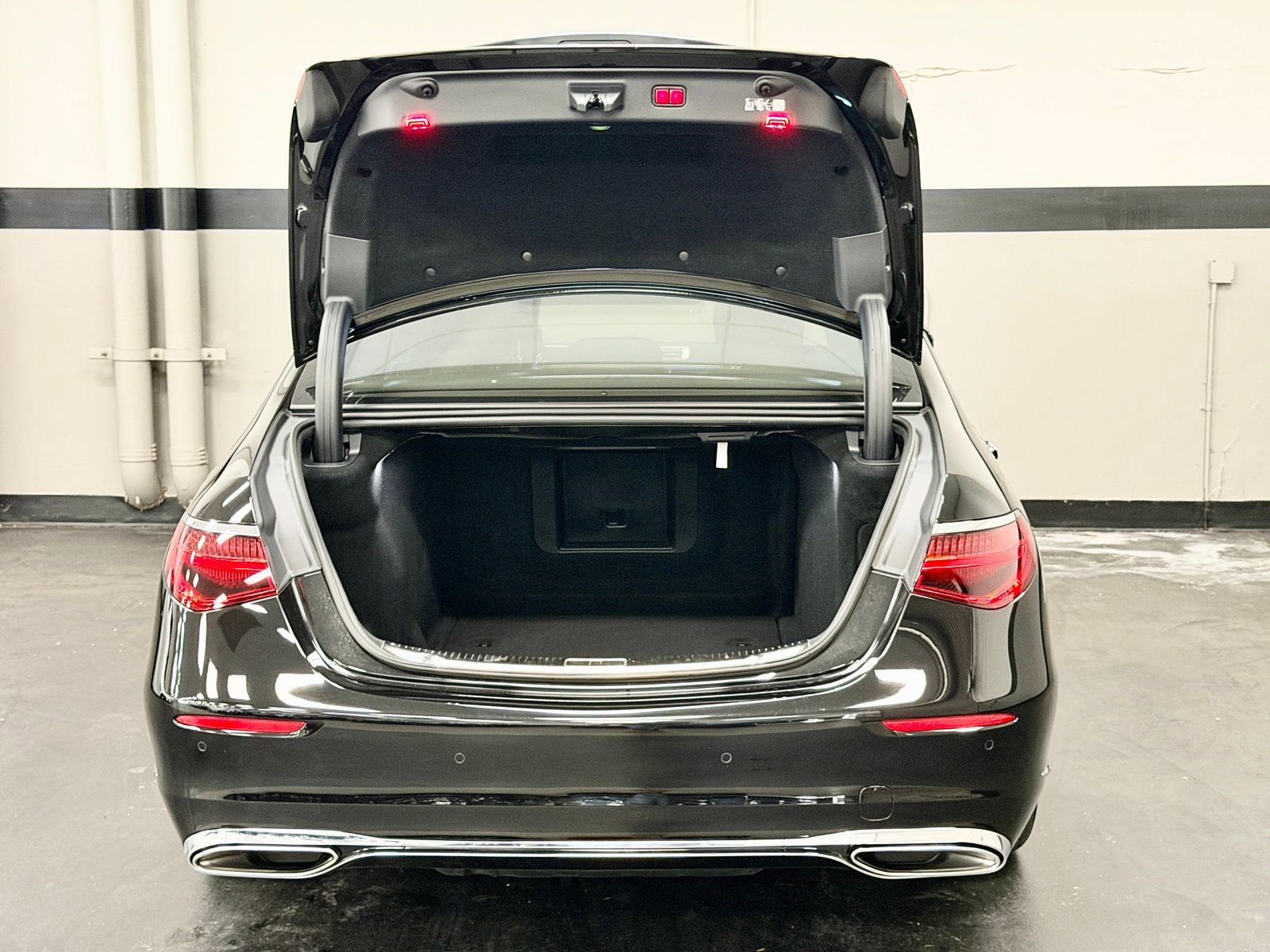 Used 2025 Mercedes-Benz S 580 4MATIC Sedan image 15