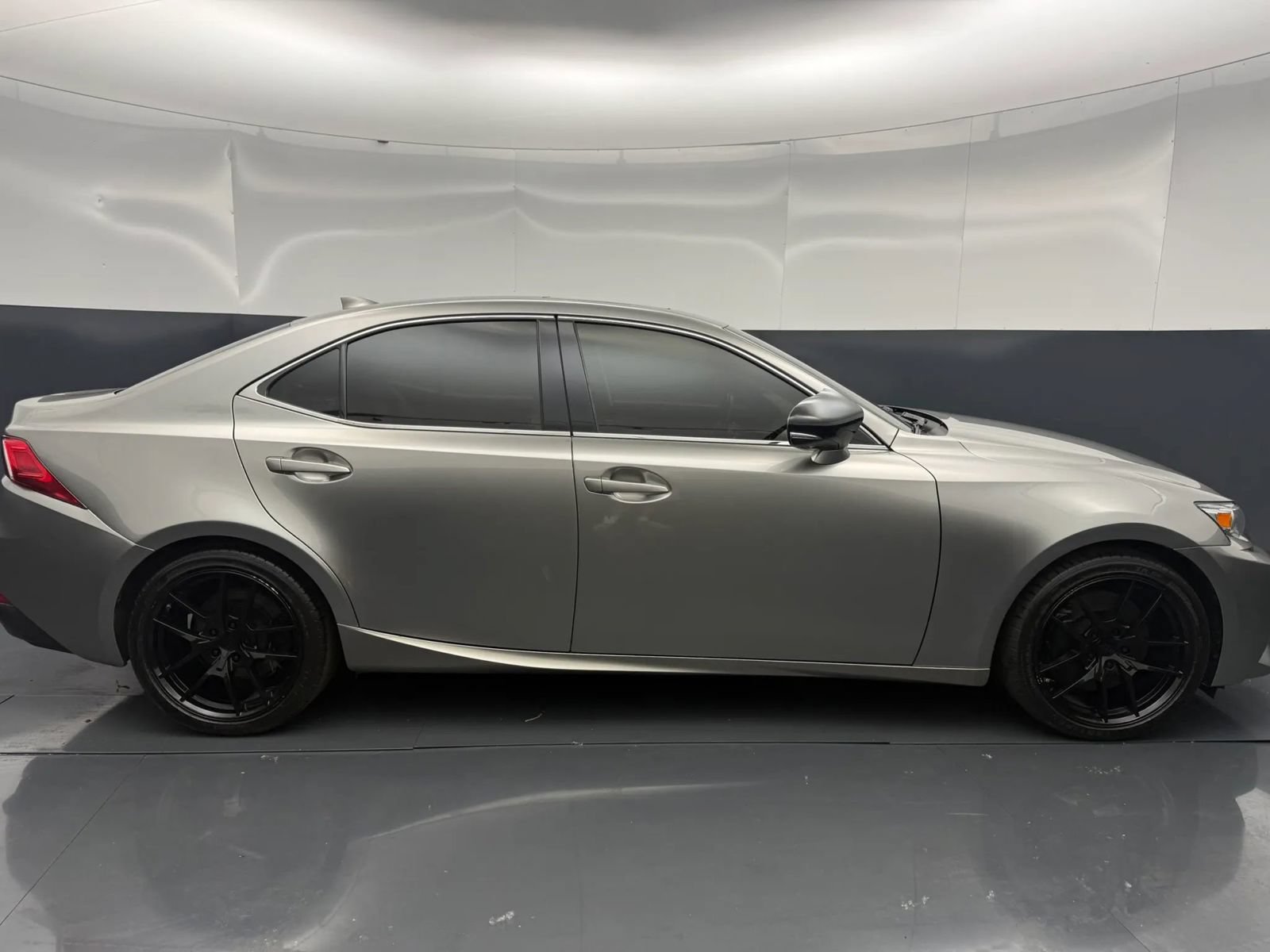 Used 2016 Lexus IS 200t RWD image 6