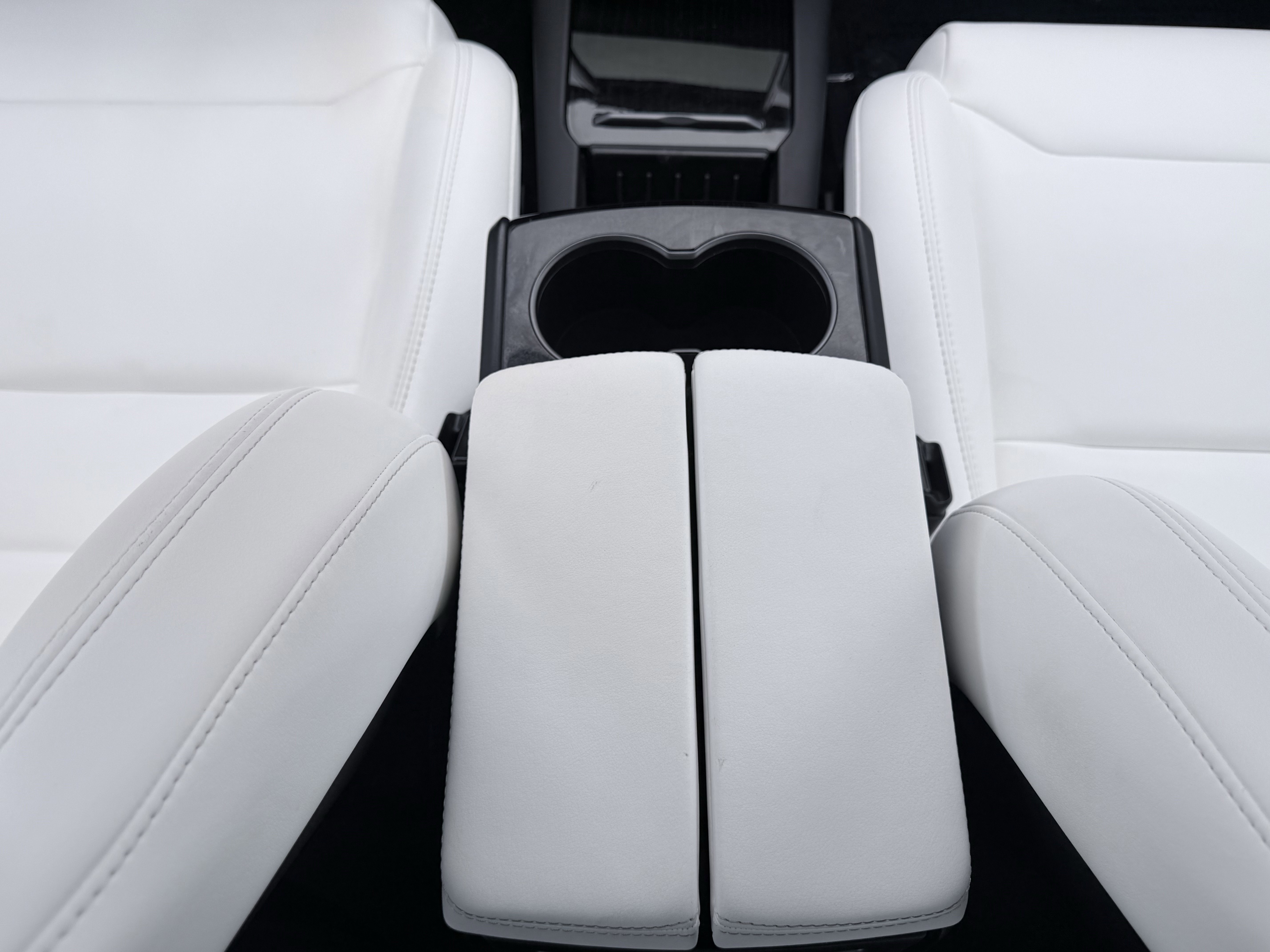 Used 2020 Tesla Model S Long Range Plus image 66