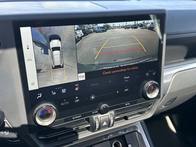 Used 2025 Lexus GX 550 w/ Cold Area Package AWD/4WD image 15