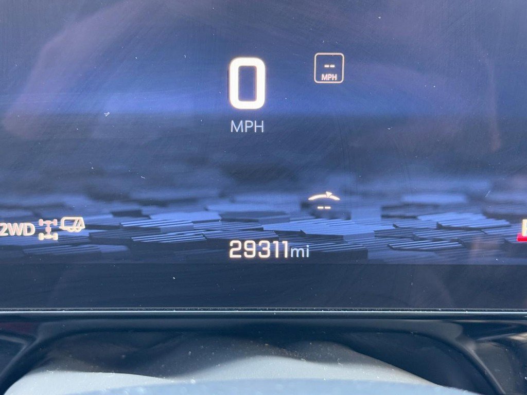 Used 2025 Chevrolet Tahoe LT image 20