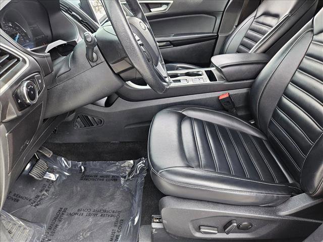 Used 2024 Ford Edge SEL AWD/4WD image 15