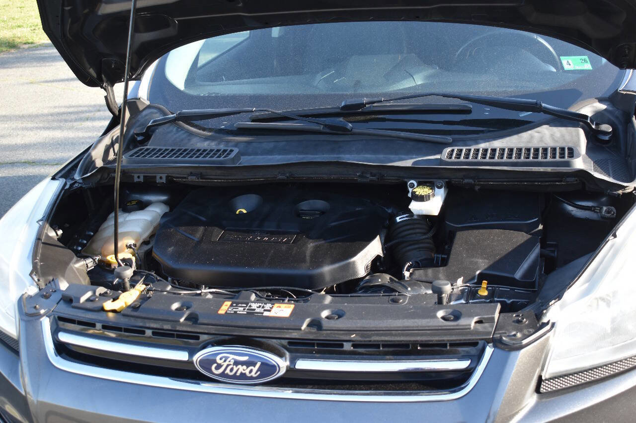 Used 2016 Ford Escape Titanium image 33