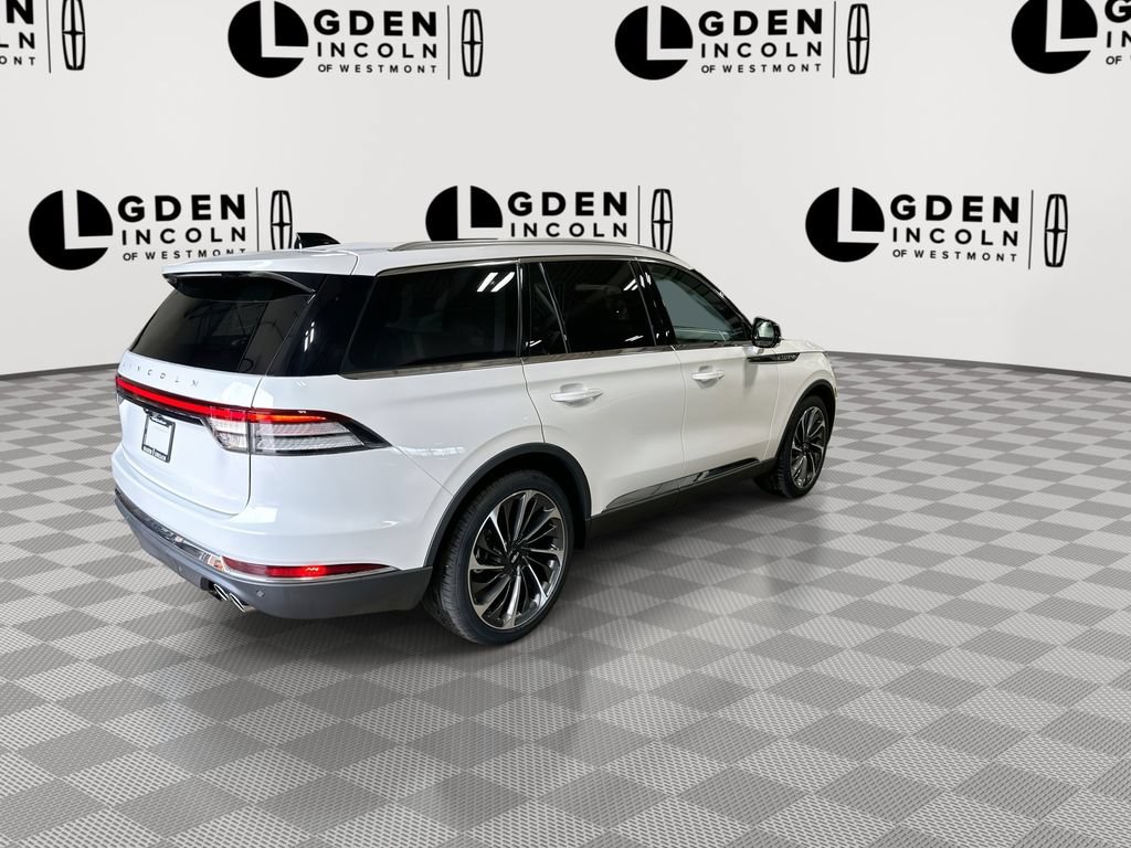 Used 2026 Lincoln Aviator Reserve AWD/4WD image 8