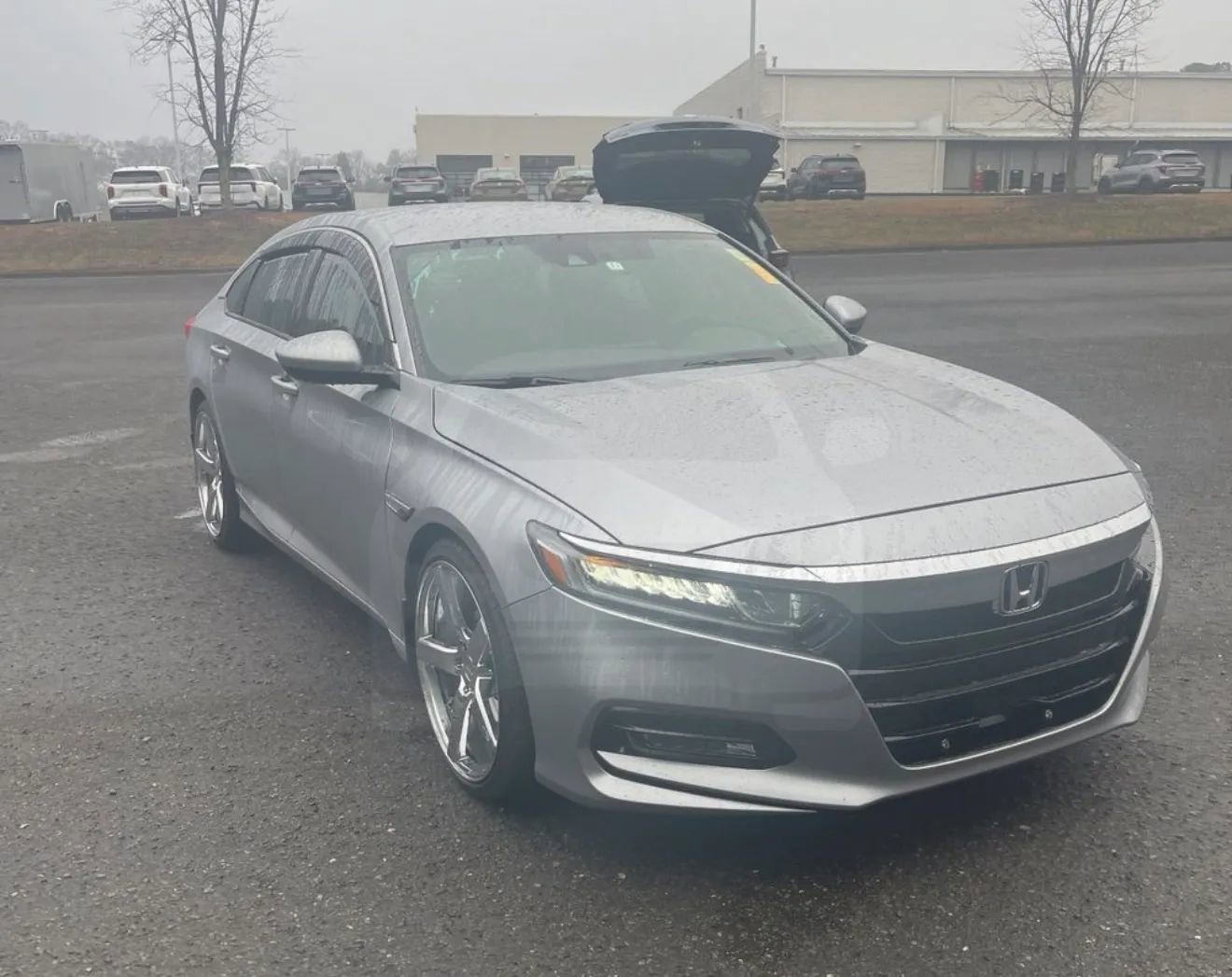 Used 2018 Honda Accord Sport image 4