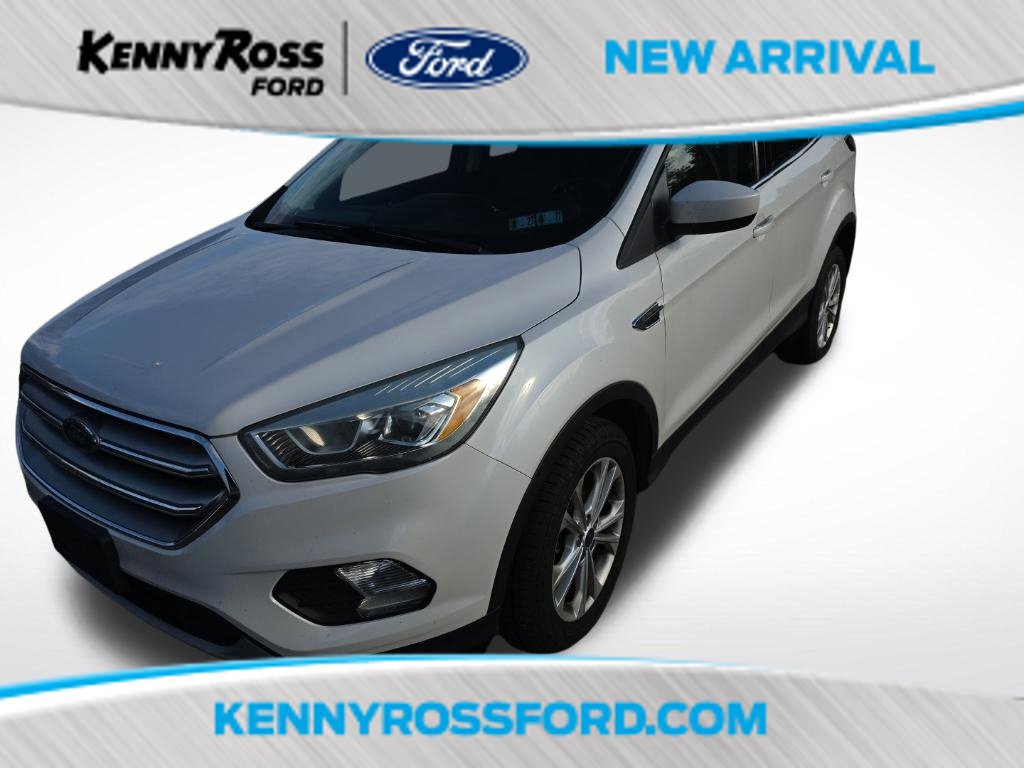 Used 2017 Ford Escape SE w/ SE Leather Comfort Package