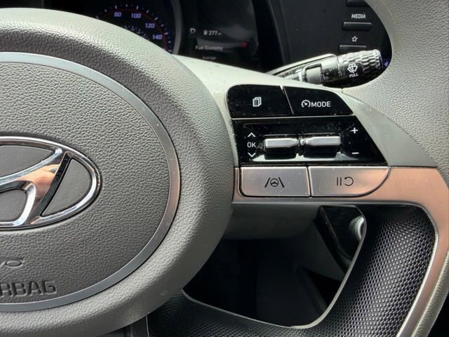 Used 2022 Hyundai Elantra SEL w/ Cargo Package FWD image 10