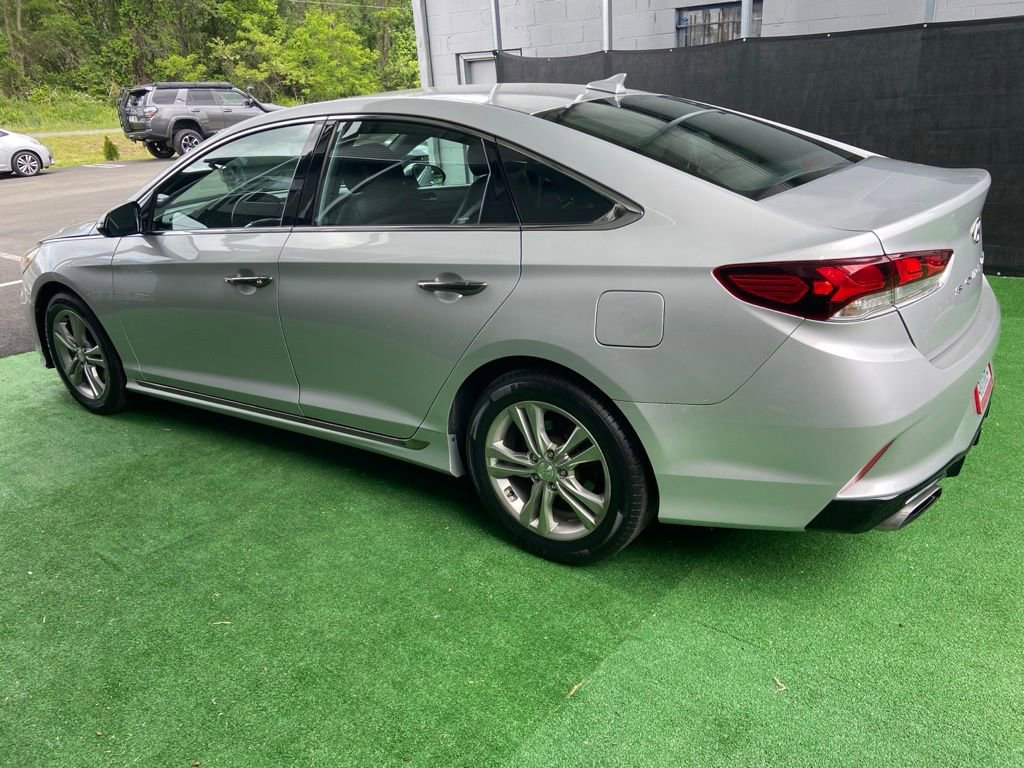 Used 2018 Hyundai Sonata Sport FWD image 8