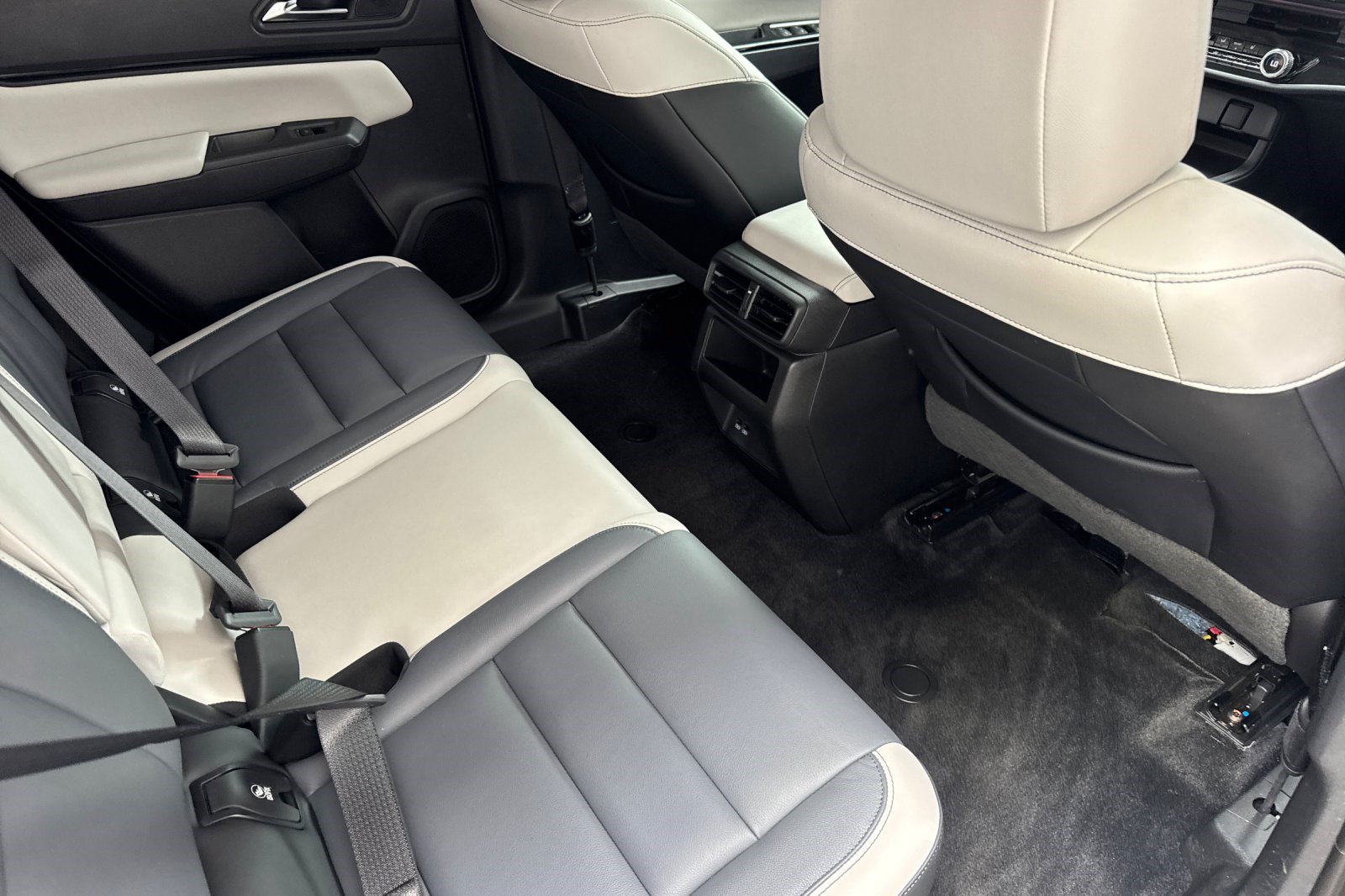 Certified 2024 Honda Prologue Touring image 33